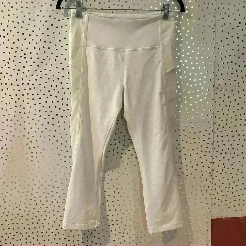 Lululemon High Rise Crop Flocked